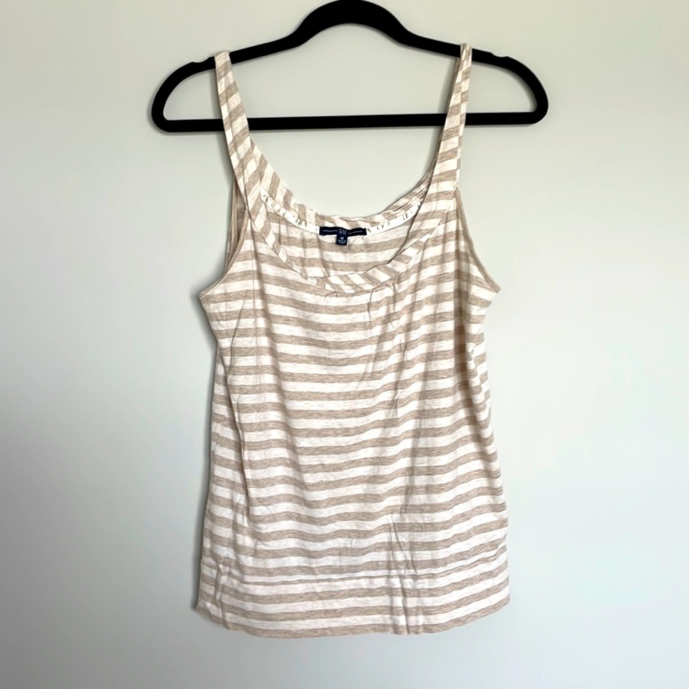 Tan and white Gap tank top